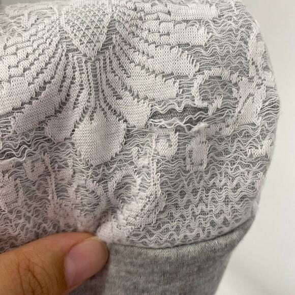 Maurices Womens Lace Overlay Gray Long Sleeve Sweater Top Medium - Picture 8 of 10